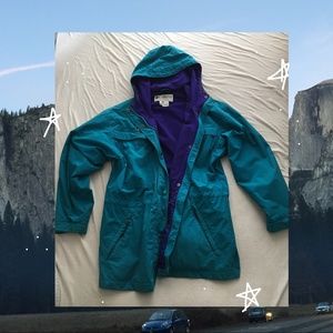 90's Vintage Columbia Women's Jacket in Medium